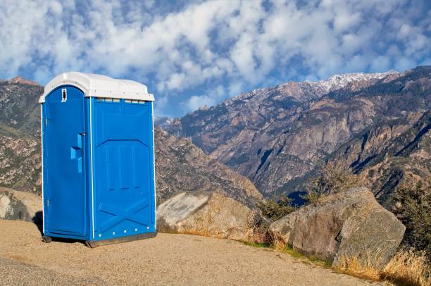 Portable Toilet Options We Offer in Mcleansboro, IL